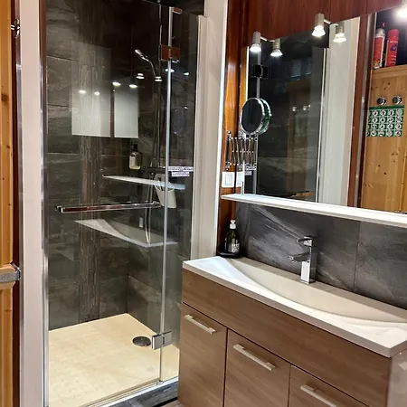 Havre Cosy Avec Sauna Apartment
